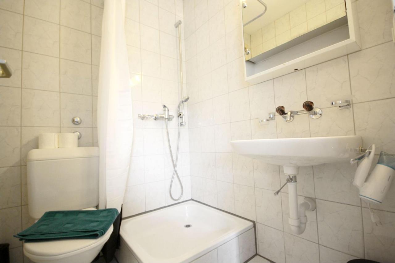 Hitrental Stauffacher Apartments Zurich Exterior photo