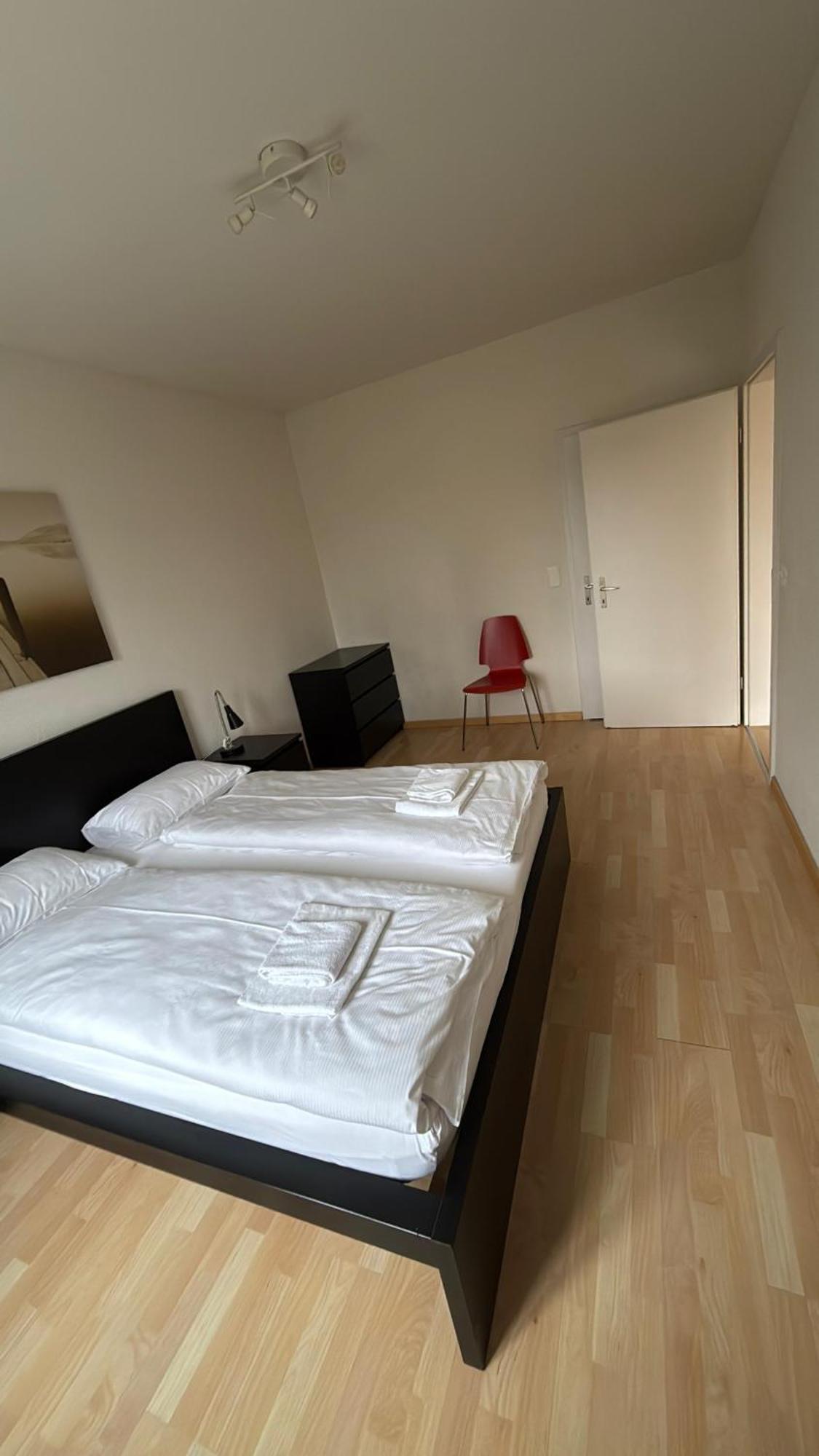 Hitrental Stauffacher Apartments Zurich Exterior photo